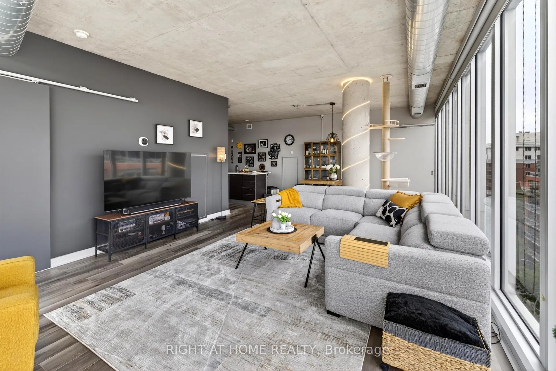 Photo 9 of Unit 723, 349 Mcleod Street, Ottawa, Ottawa Centre — HOMEH
