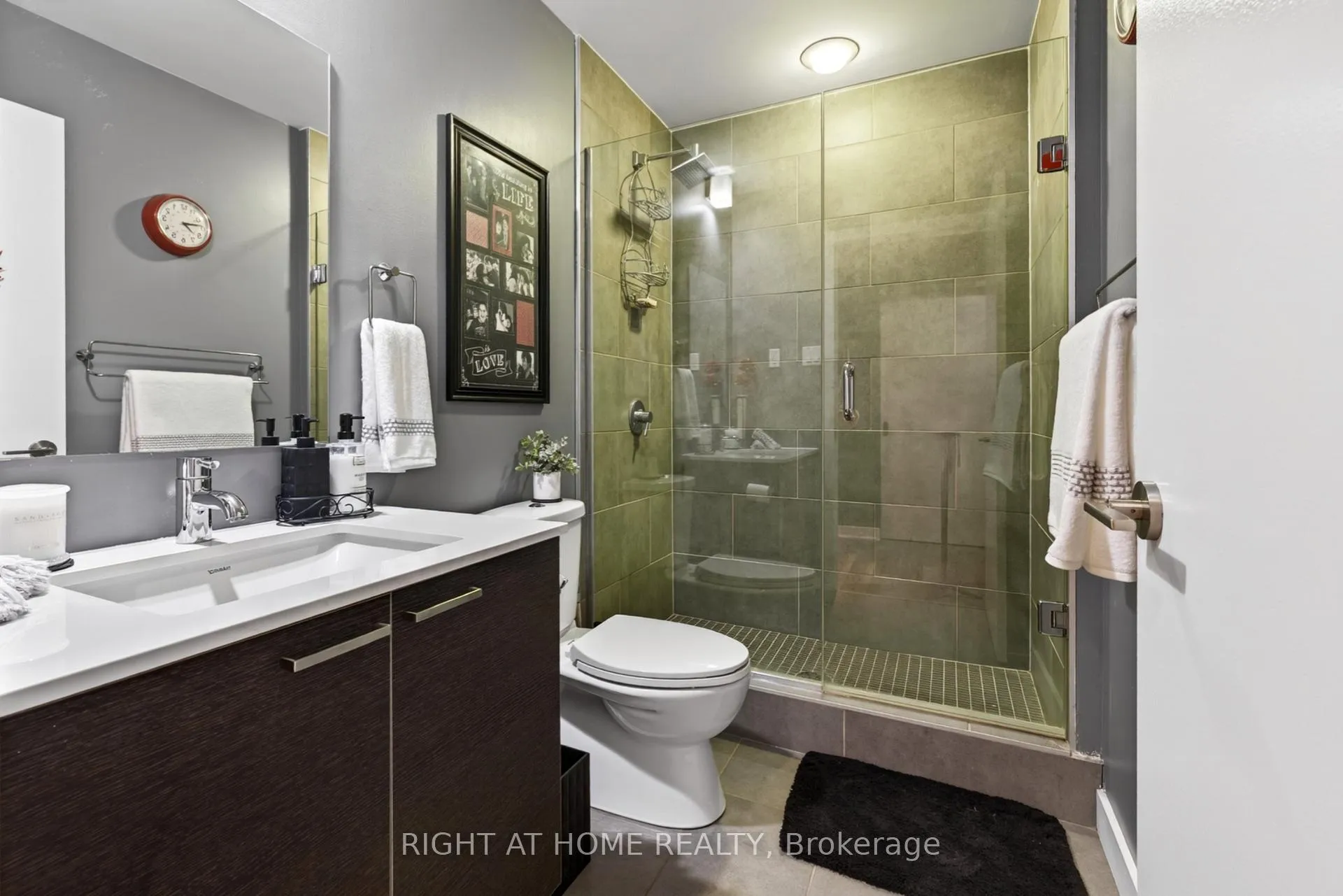 Photo 12 of Unit 723, 349 Mcleod Street, Ottawa, Ottawa Centre — HOMEH