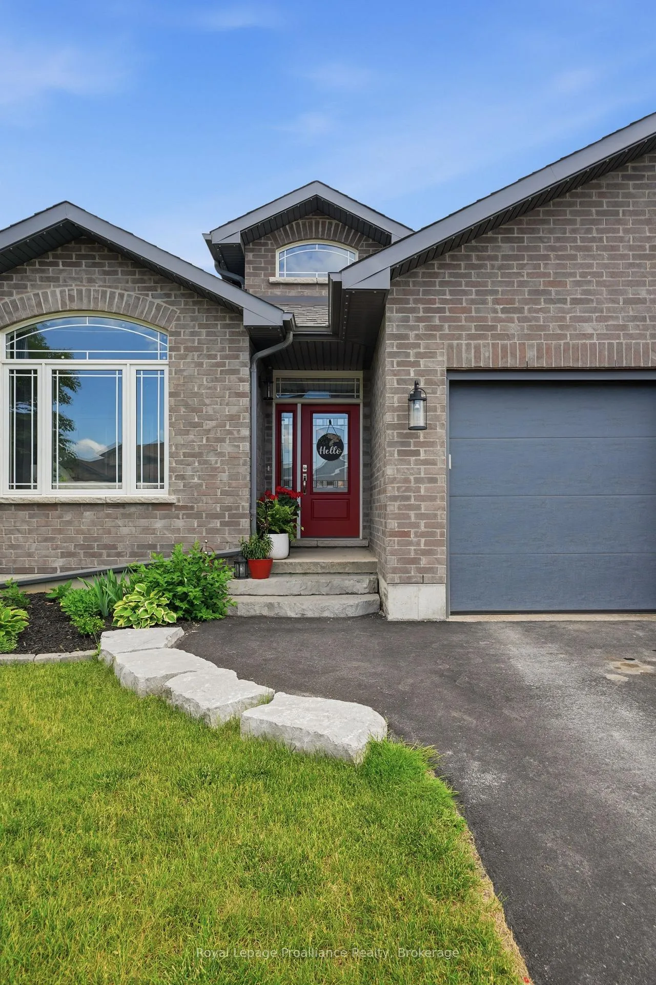 Photo 2 of 5 Bel Air Crescent, Quinte West, Murray Ward — HOMEH