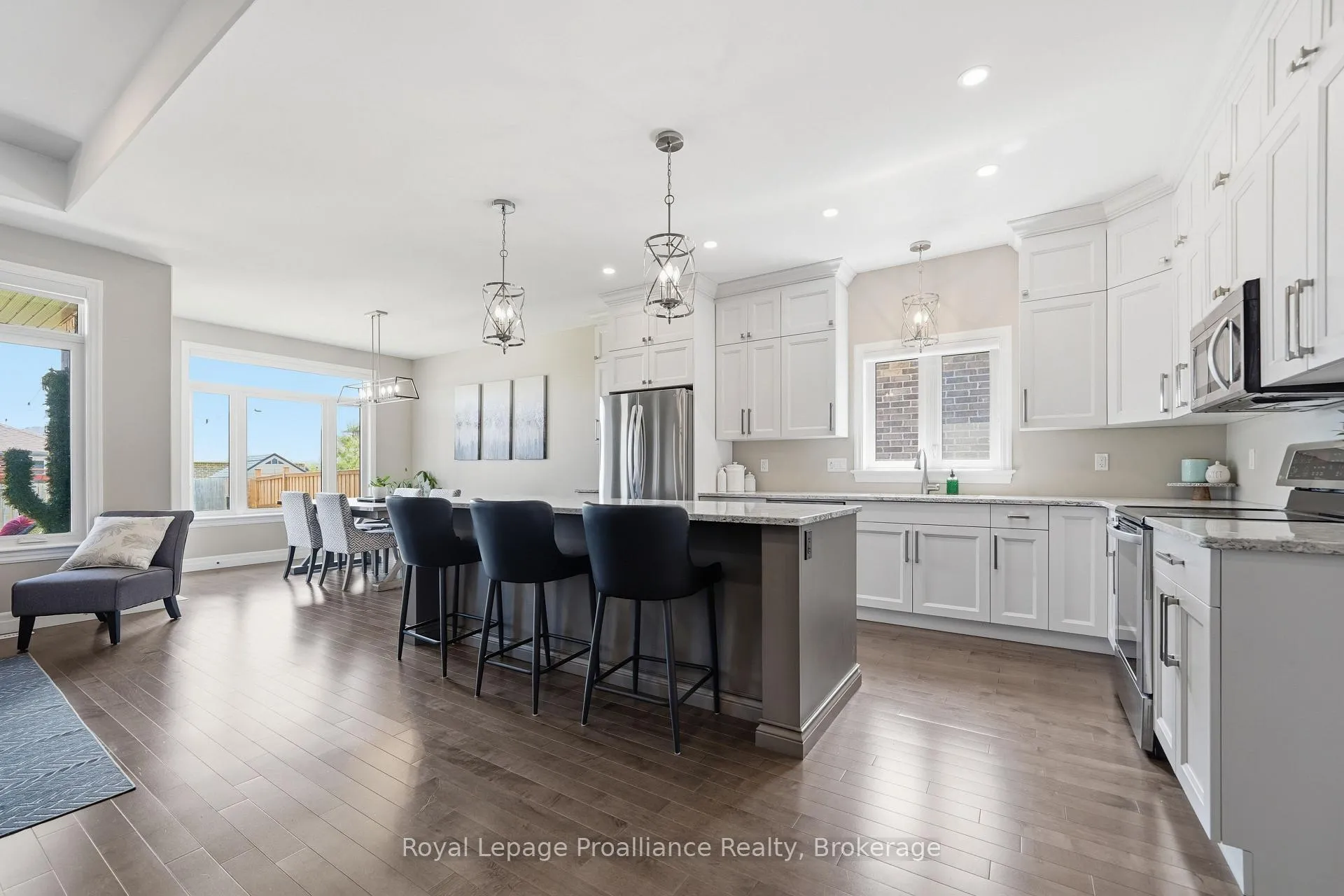 Photo 17 of 5 Bel Air Crescent, Quinte West, Murray Ward — HOMEH