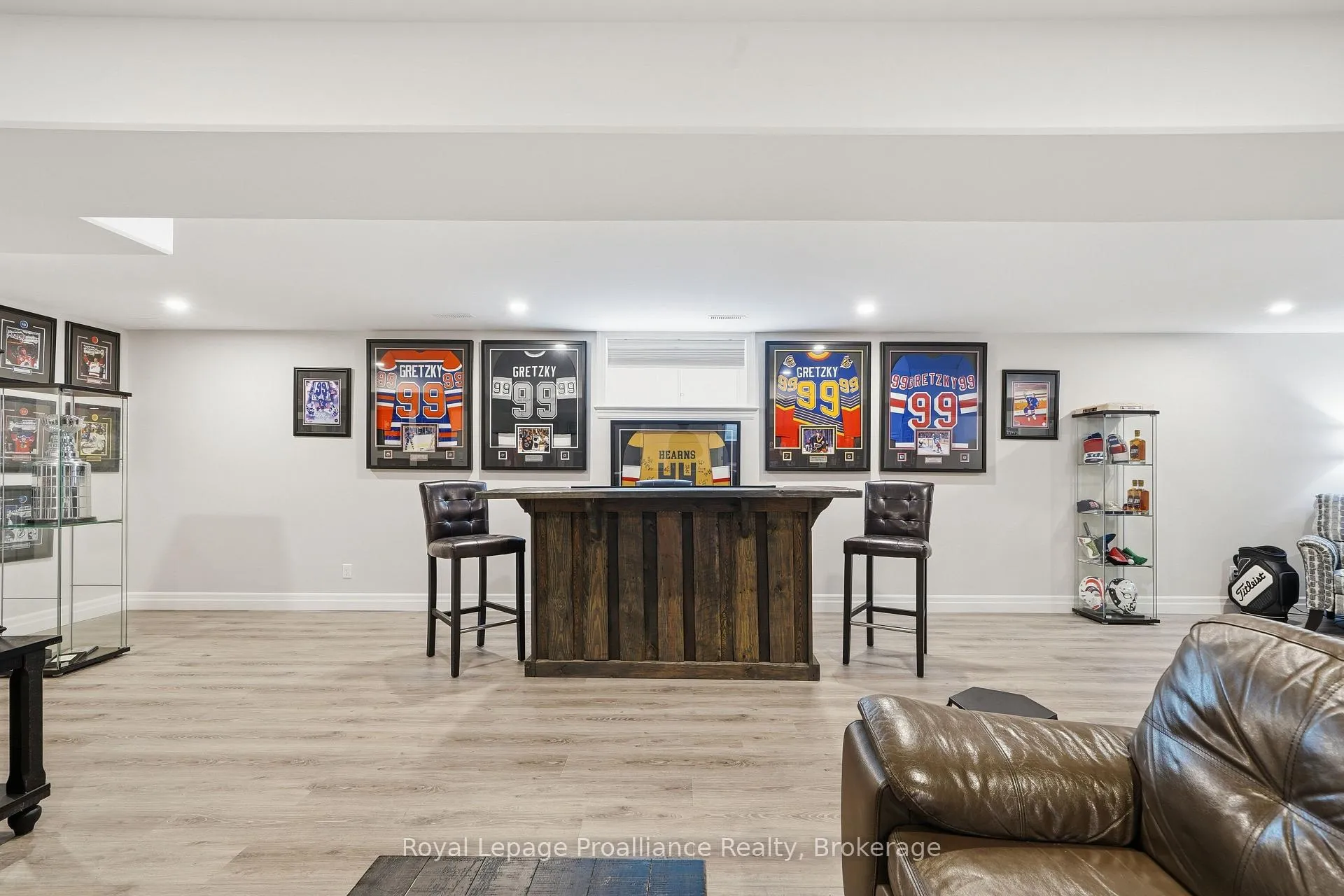 Photo 26 of 5 Bel Air Crescent, Quinte West, Murray Ward — HOMEH