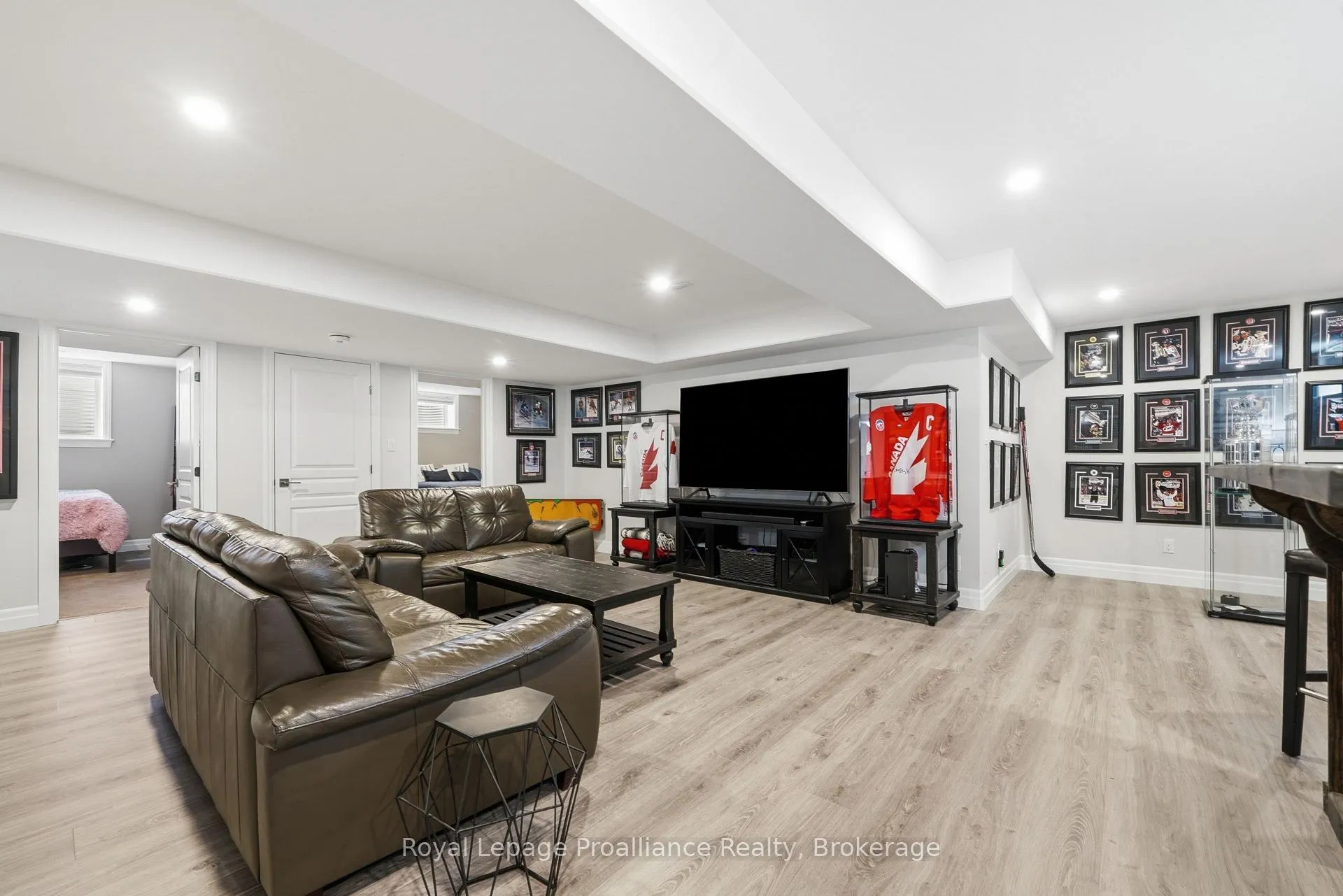 Photo 27 of 5 Bel Air Crescent, Quinte West, Murray Ward — HOMEH