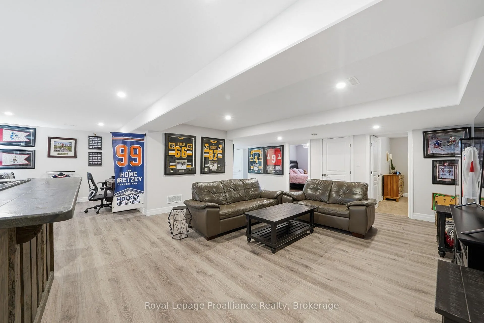 Photo 29 of 5 Bel Air Crescent, Quinte West, Murray Ward — HOMEH