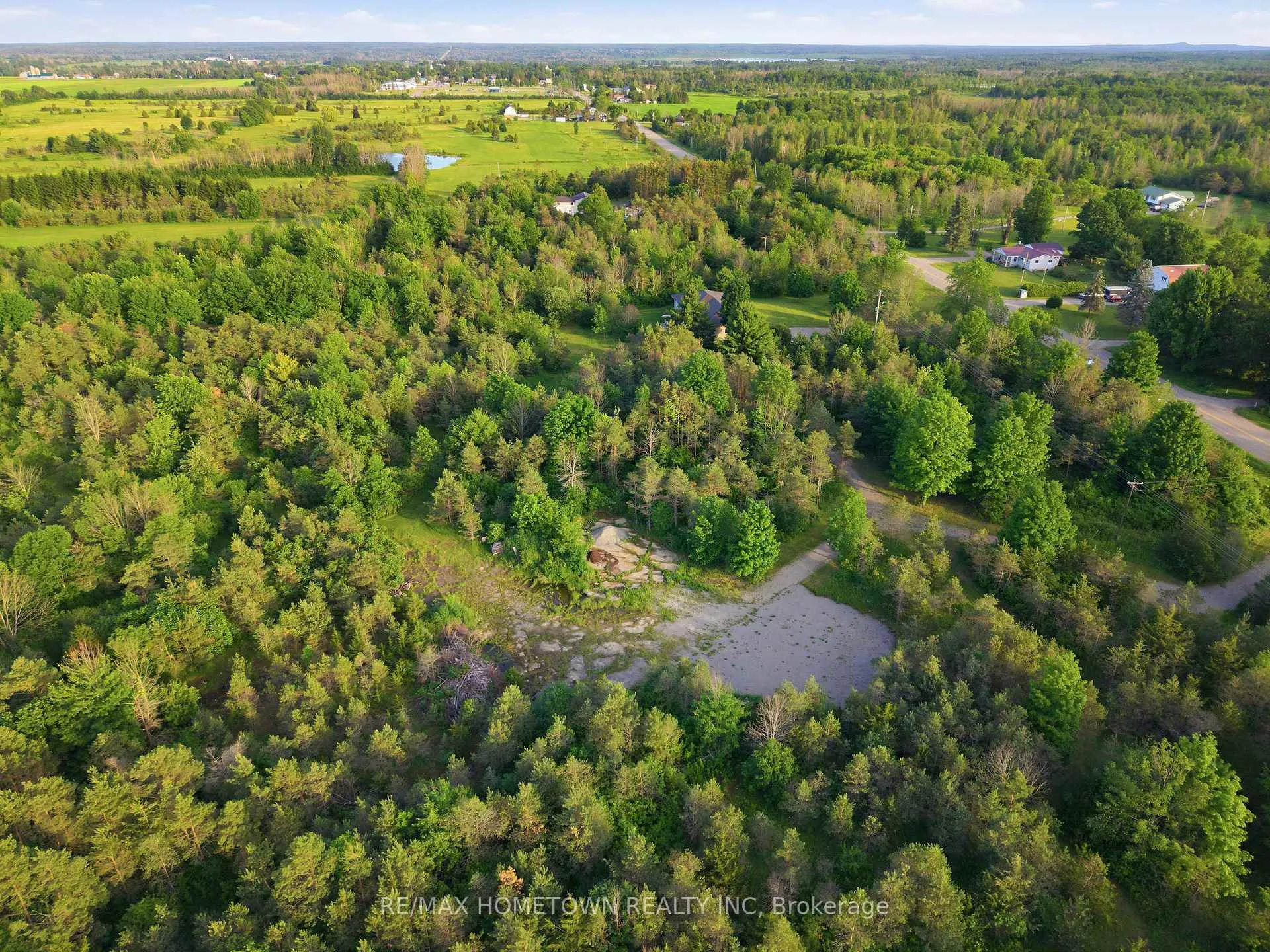 Photo 45 of 385 County Rd 5, Athens, R of Yonge & Escott Twp — HOMEH