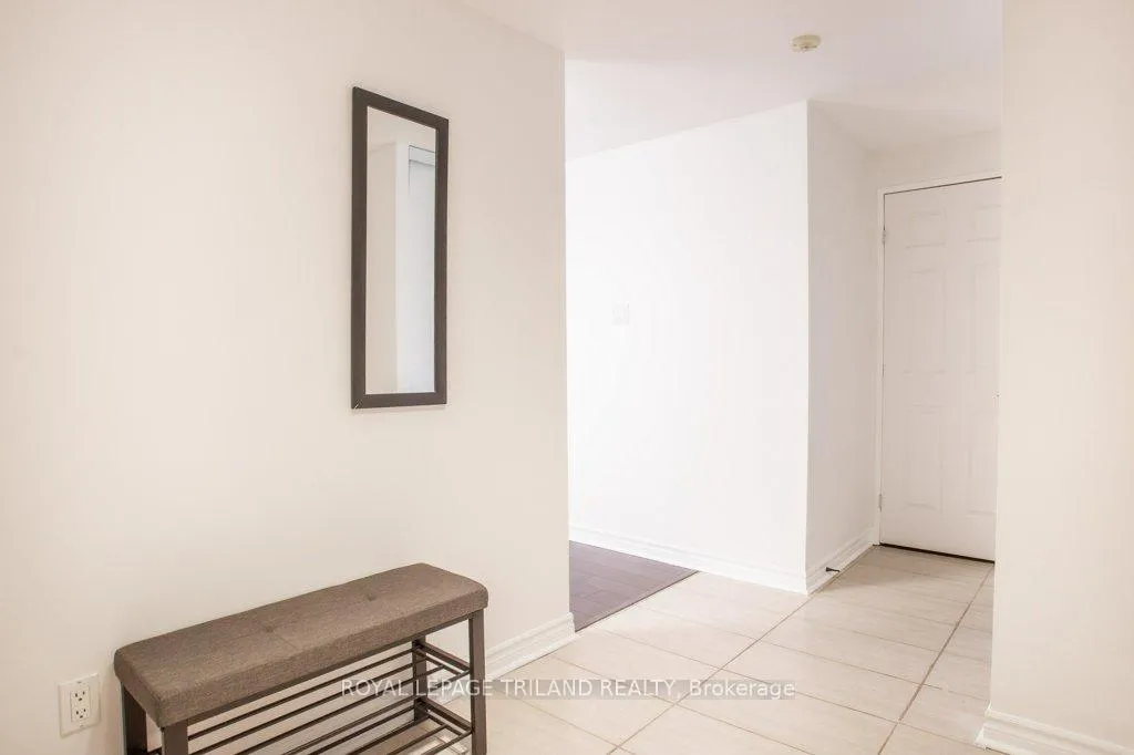 Photo 7 of Unit 1002, 55 Green Valley Drive, Kitchener, Pioneer Park — HOMEH