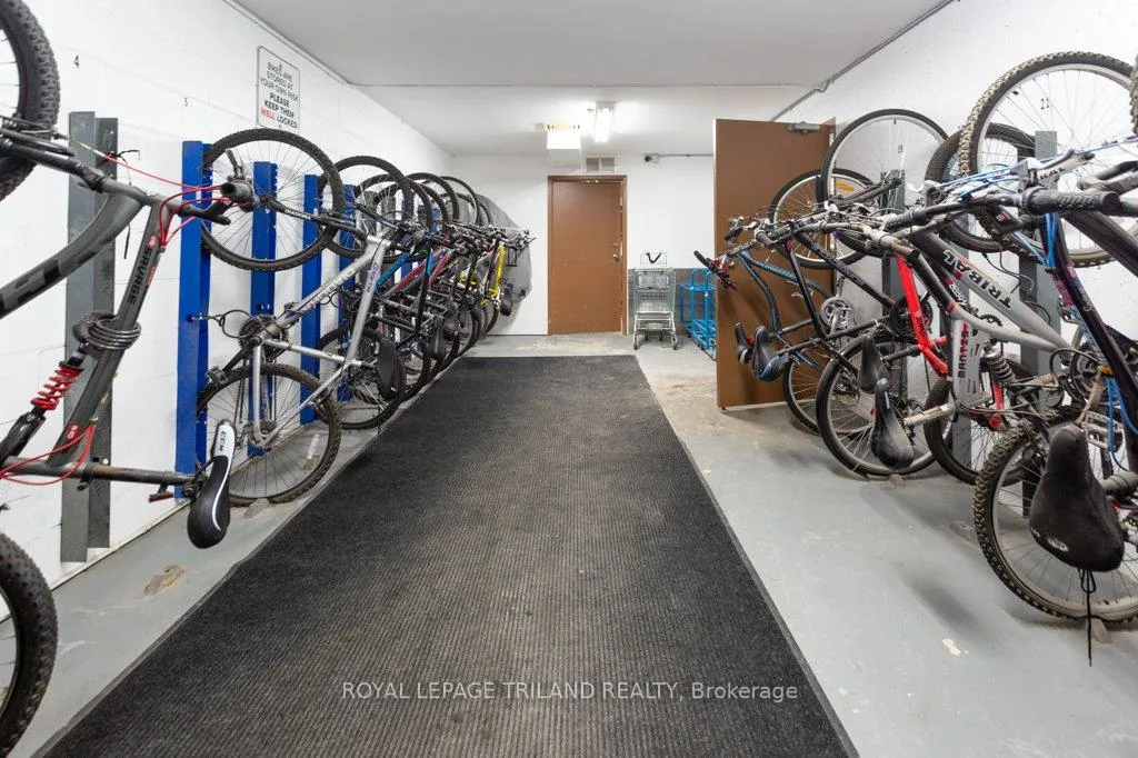 Photo 33 of Unit 1002, 55 Green Valley Drive, Kitchener, Pioneer Park — HOMEH