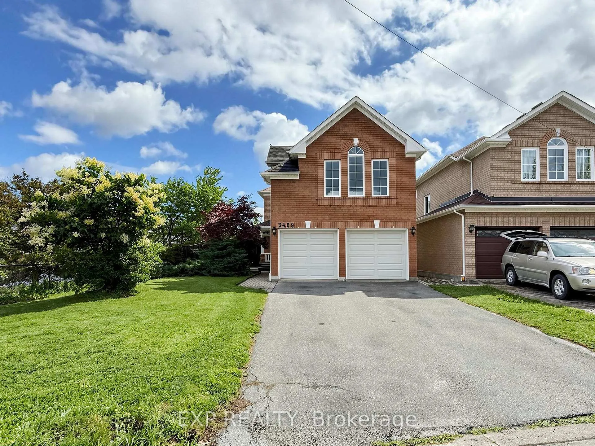 Front of 3489 Warley Court