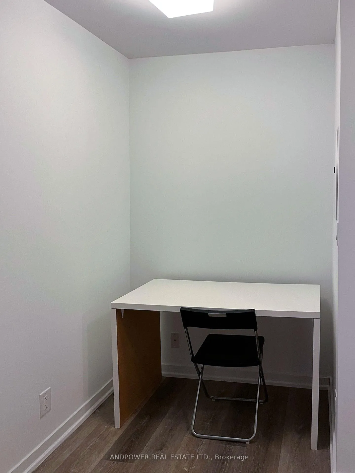 Photo 8 of Unit 1010, 12 York Street, Toronto, Waterfront Communities — HOMEH