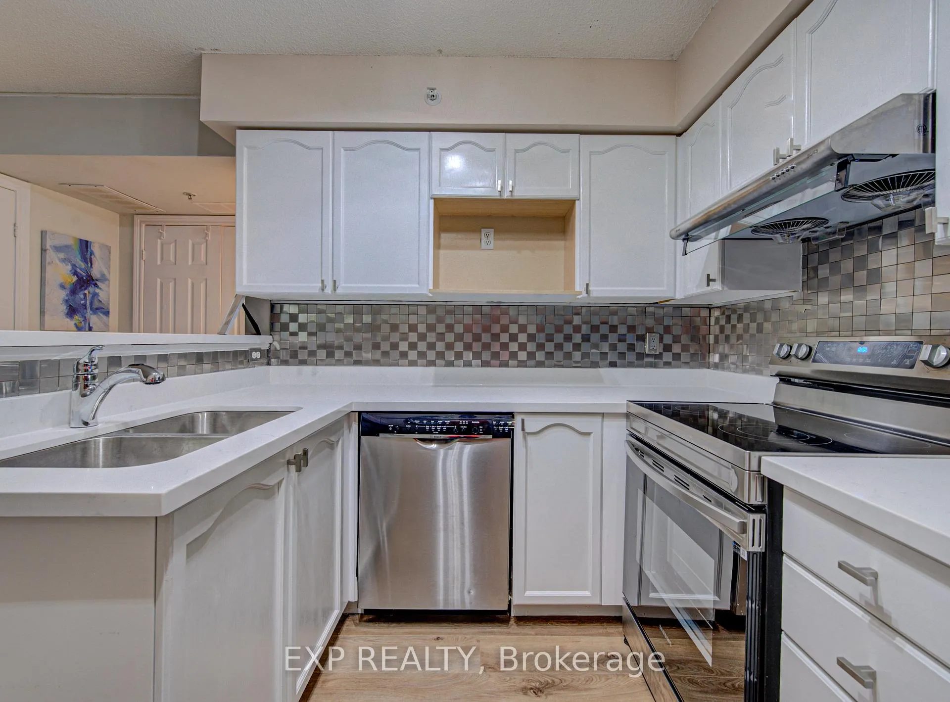 Photo 11 of Unit 106, 1490 Bishops Gate, Oakville, Glen Abbey — HOMEH