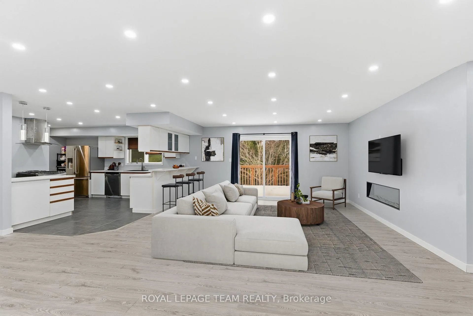 Photo 4 of 2859 Wolf Grove Road, Lanark Highlands, Lanark Highlands (Lanark) Twp — HOMEH