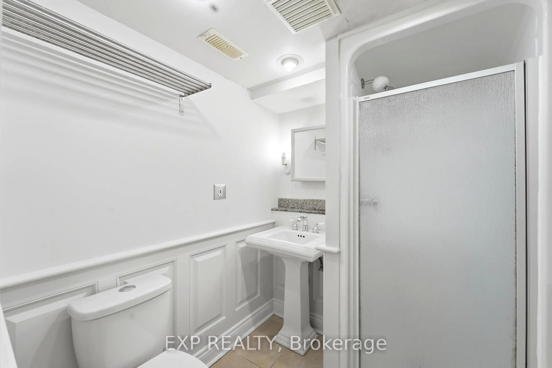 Photo 27 of 956 Gold Crescent, Ottawa, Queensway Terrace North — HOMEH