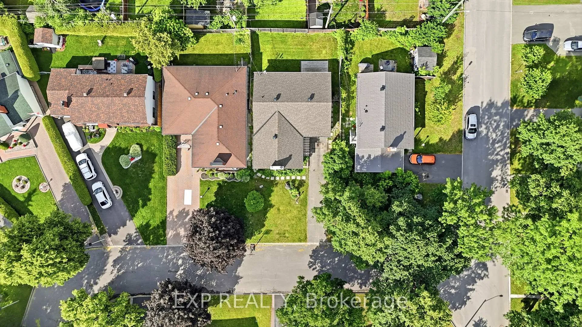 Photo 32 of 956 Gold Crescent, Ottawa, Queensway Terrace North — HOMEH