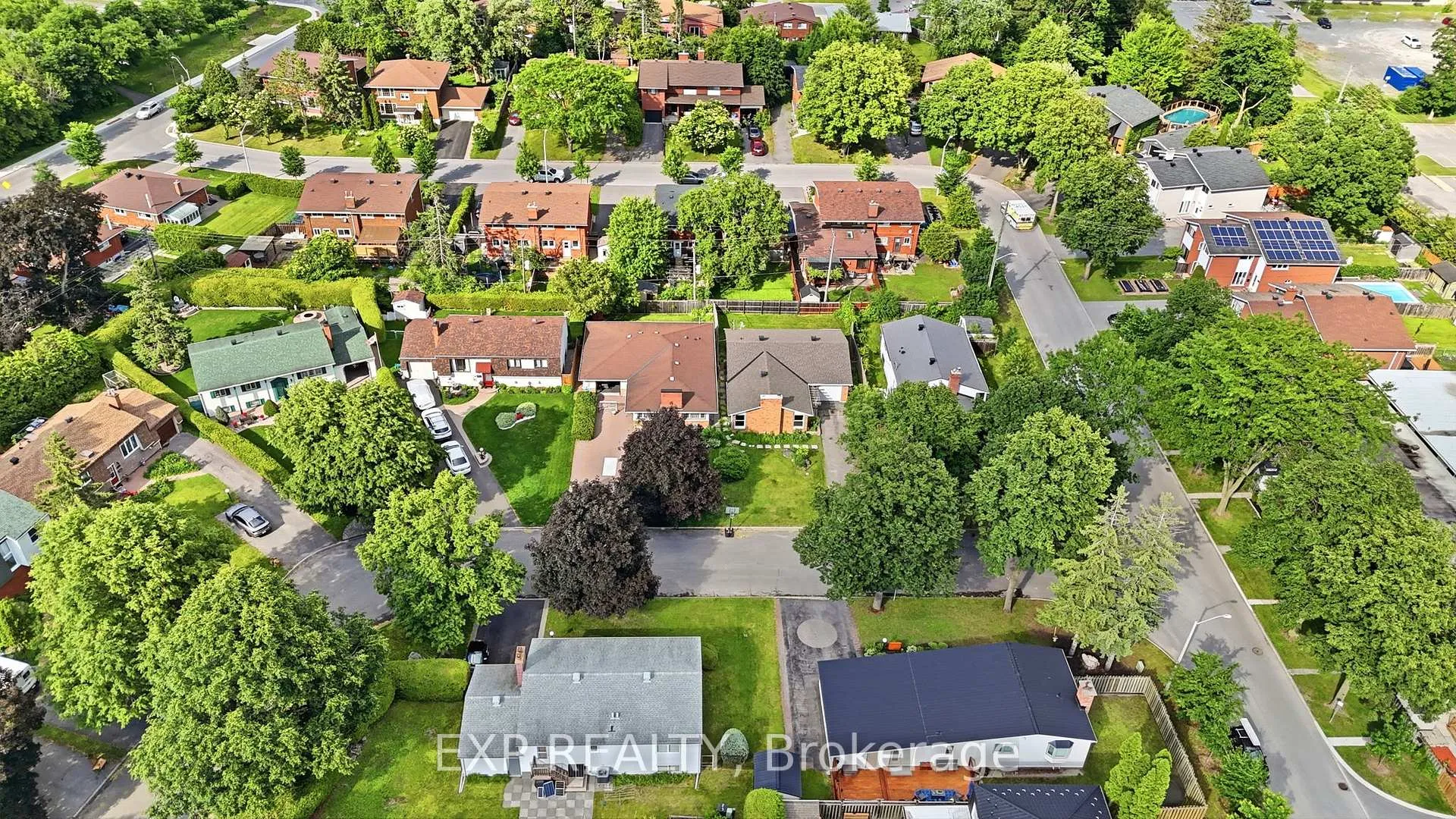 Photo 36 of 956 Gold Crescent, Ottawa, Queensway Terrace North — HOMEH