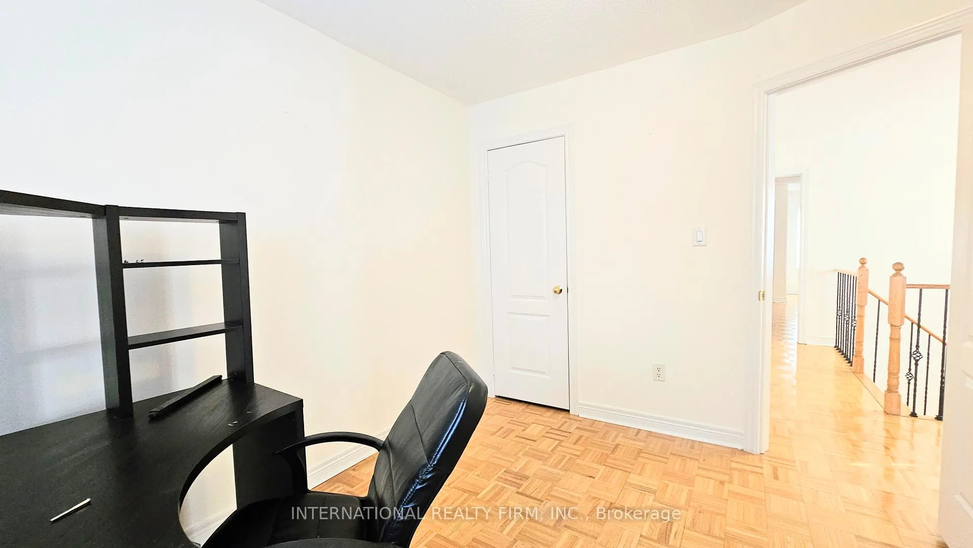 Photo 20 of 195 Warwick Crescent, Newmarket, Summerhill Estates — HOMEH