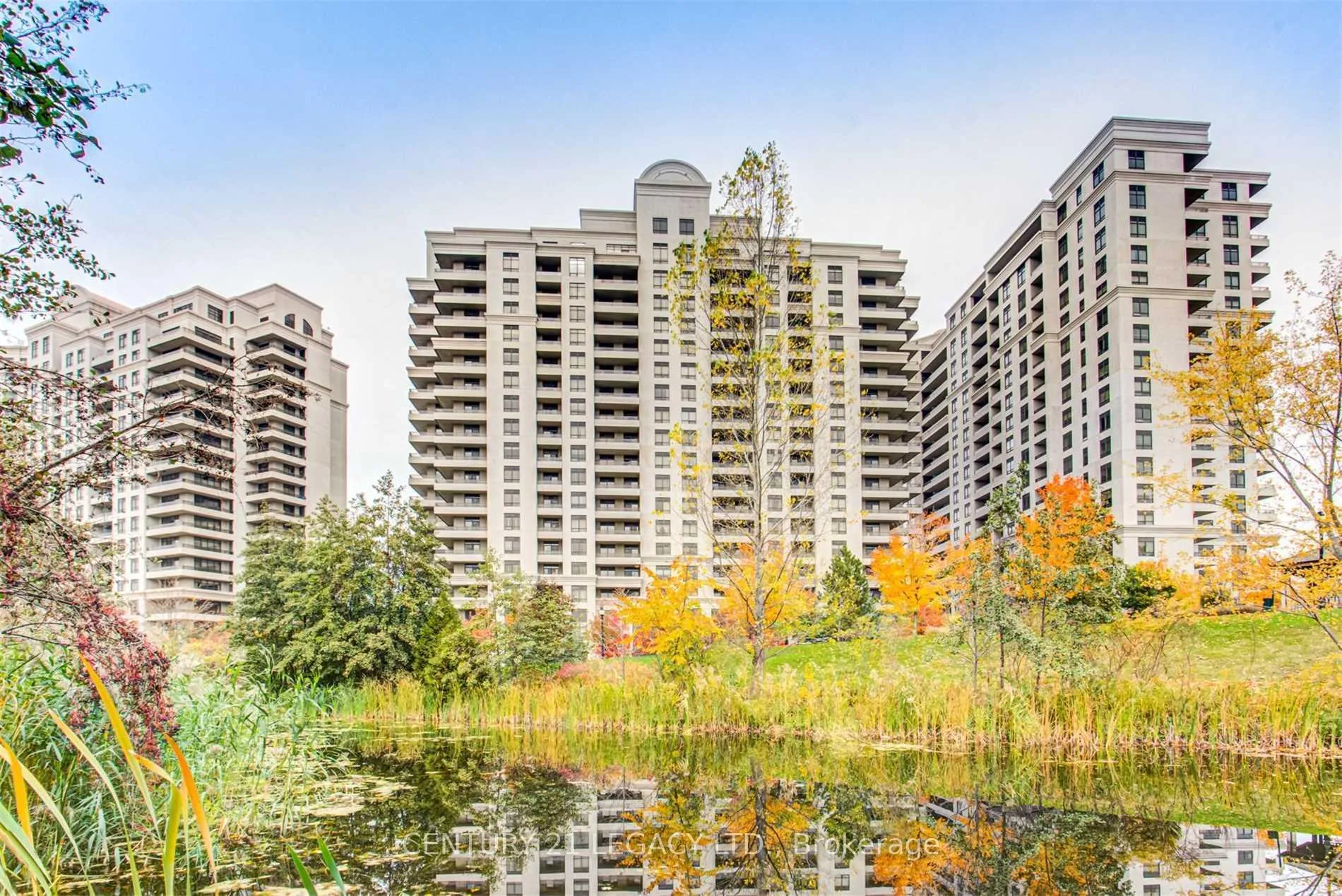 Photo 11 of Unit 1503, 9245 Jane Street, Vaughan, Maple — HOMEH