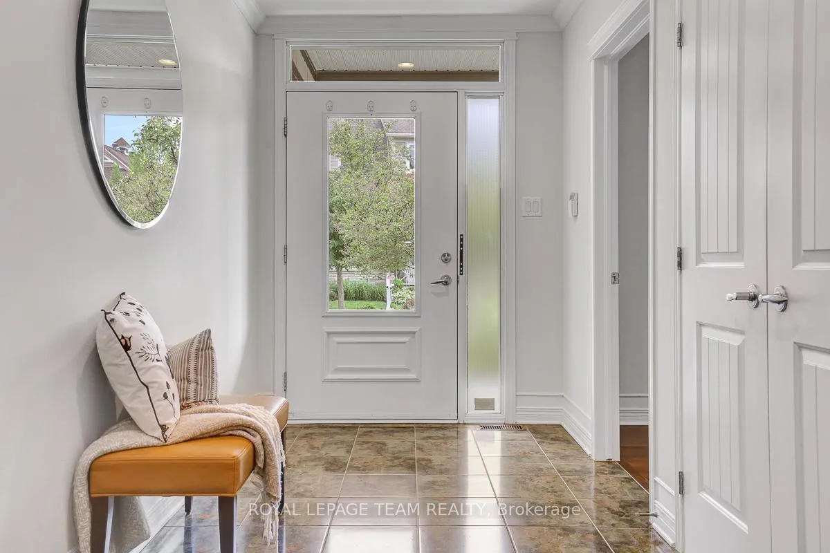 Photo 6 of 126 Solera Circle, Ottawa, Hunt Club Park/Greenboro — HOMEH