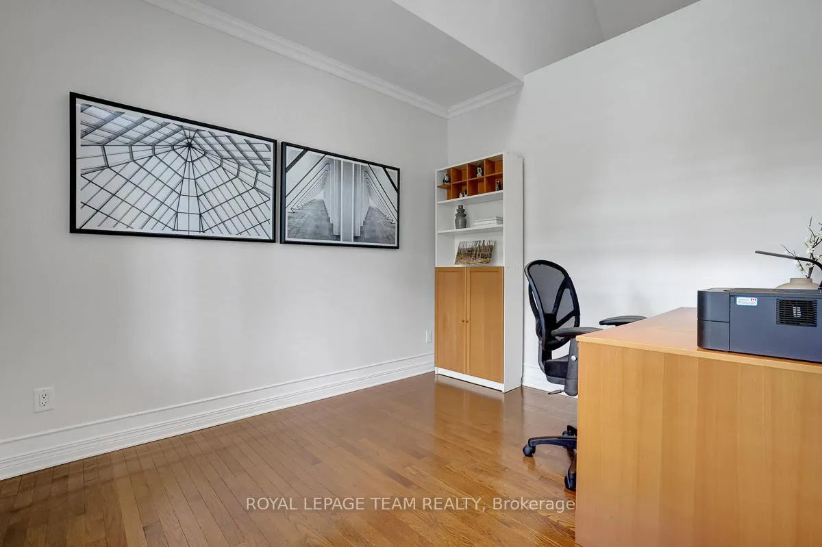 Photo 9 of 126 Solera Circle, Ottawa, Hunt Club Park/Greenboro — HOMEH