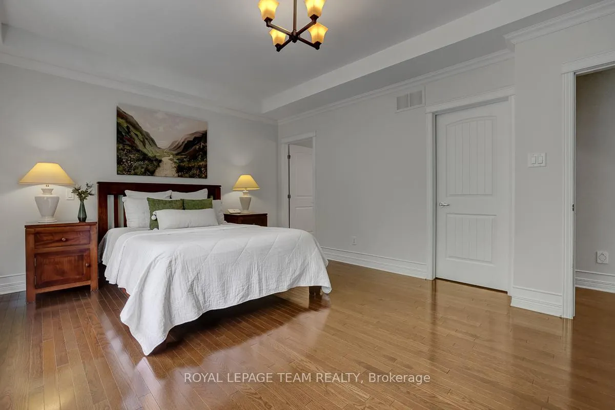 Photo 23 of 126 Solera Circle, Ottawa, Hunt Club Park/Greenboro — HOMEH