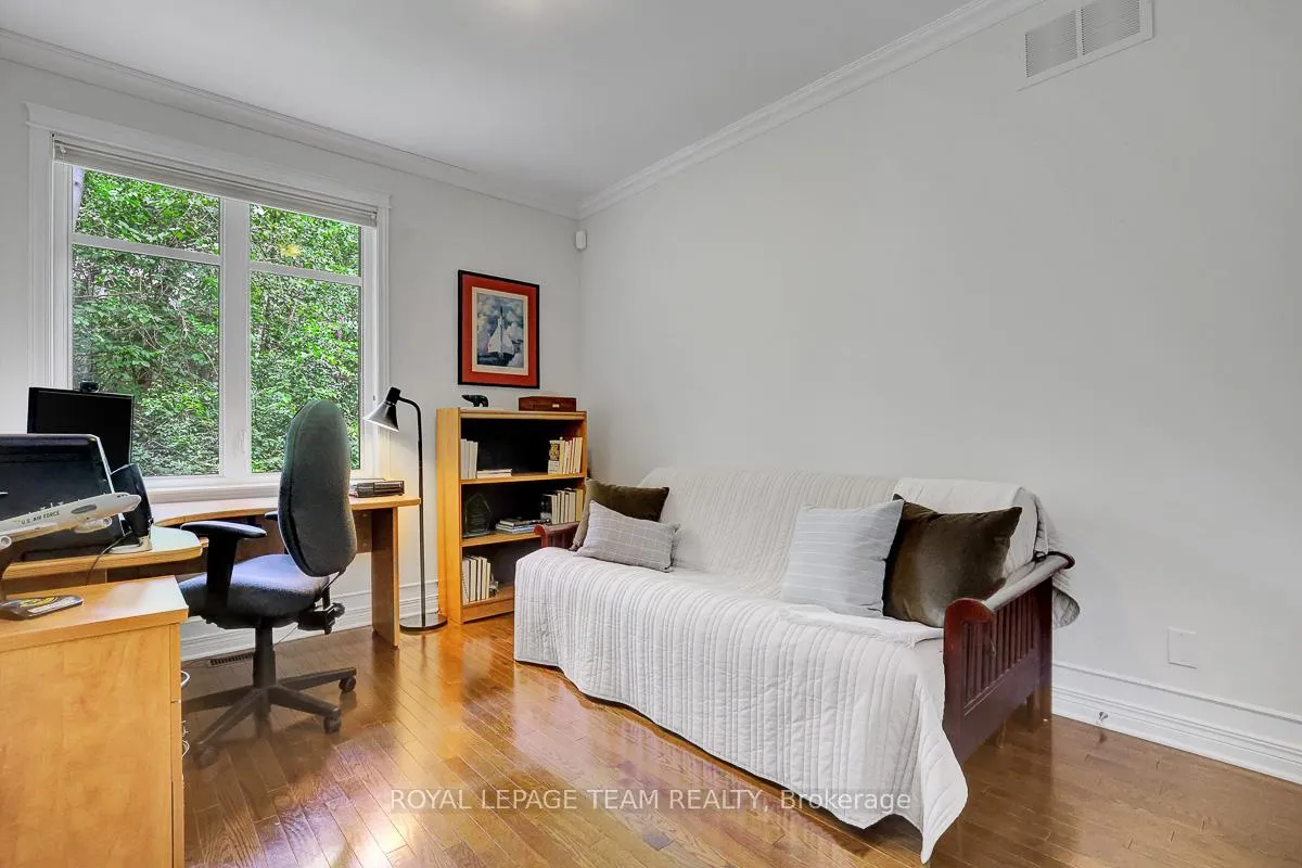 Photo 26 of 126 Solera Circle, Ottawa, Hunt Club Park/Greenboro — HOMEH