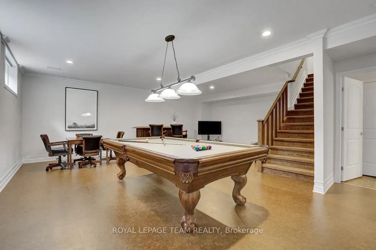 Photo 35 of 126 Solera Circle, Ottawa, Hunt Club Park/Greenboro — HOMEH