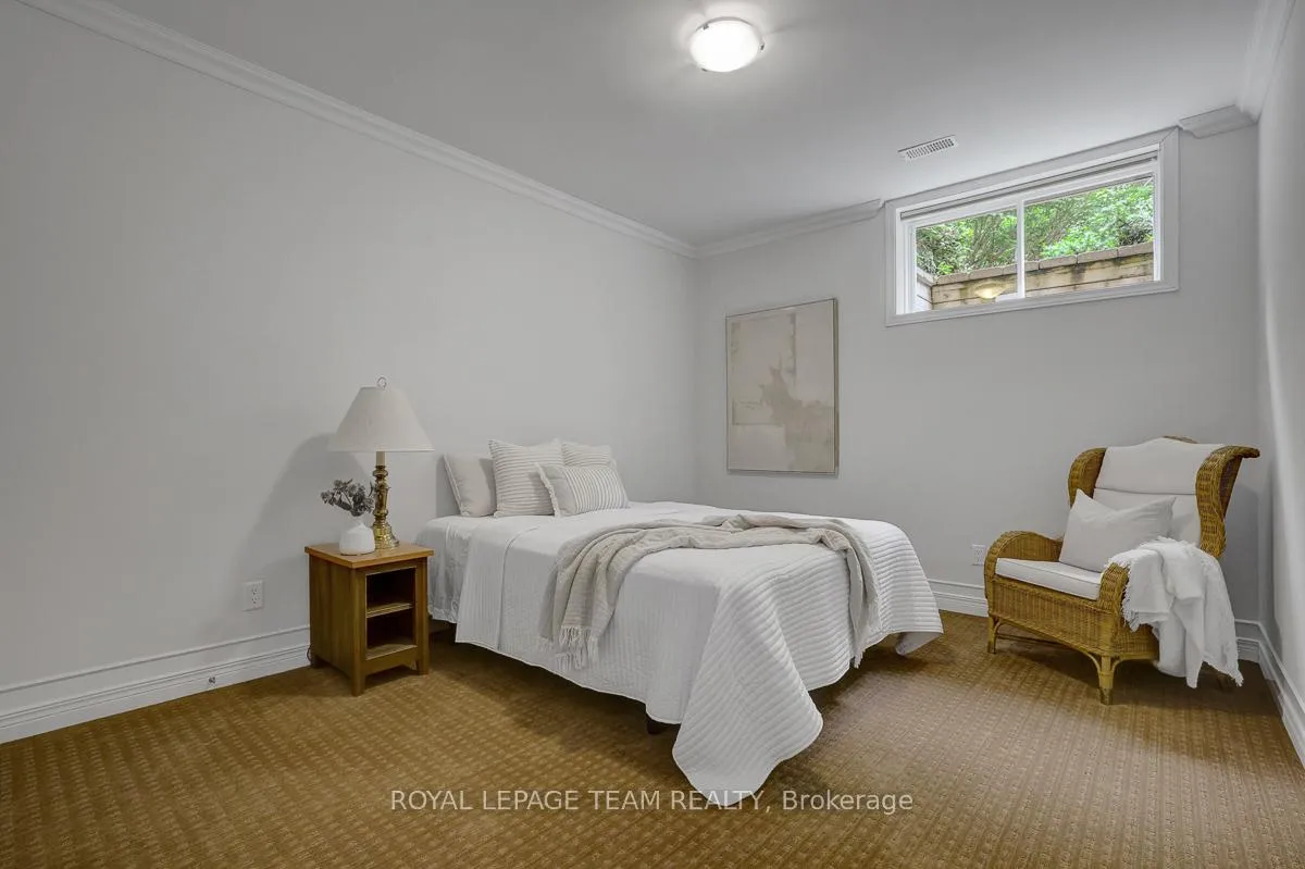 Photo 36 of 126 Solera Circle, Ottawa, Hunt Club Park/Greenboro — HOMEH