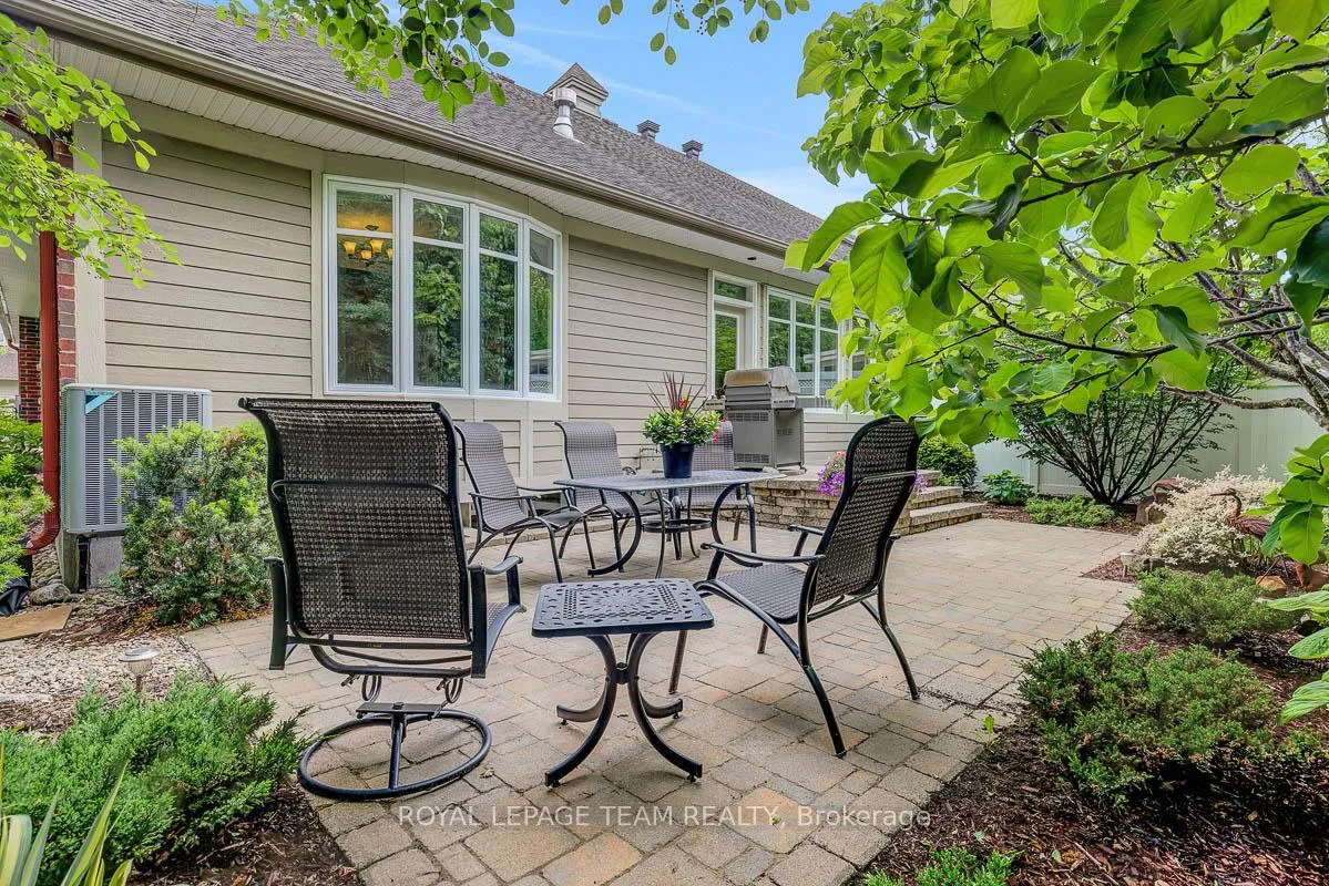 Photo 43 of 126 Solera Circle, Ottawa, Hunt Club Park/Greenboro — HOMEH