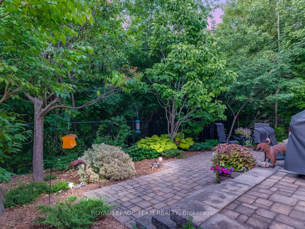 Photo 44 of 126 Solera Circle, Ottawa, Hunt Club Park/Greenboro — HOMEH