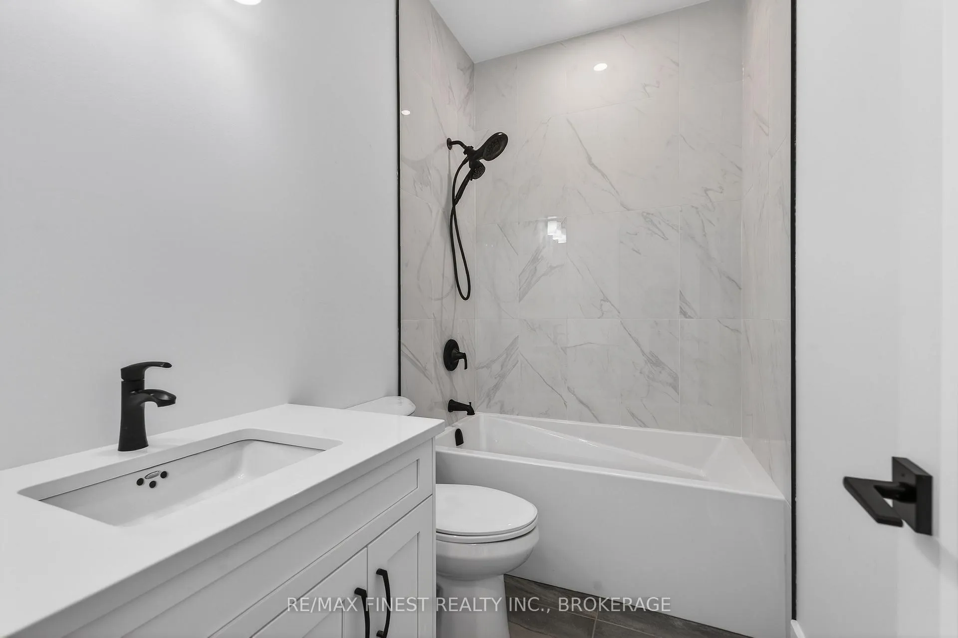 Photo 33 of 1291 Neil Road, Loyalist, Lennox and Addington - South — HOMEH