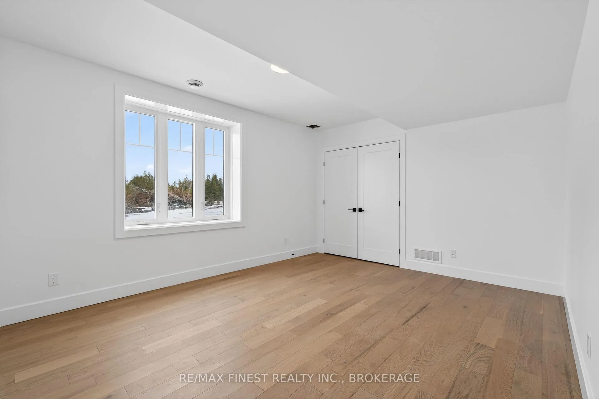 Photo 47 of 1291 Neil Road, Loyalist, Lennox and Addington - South — HOMEH