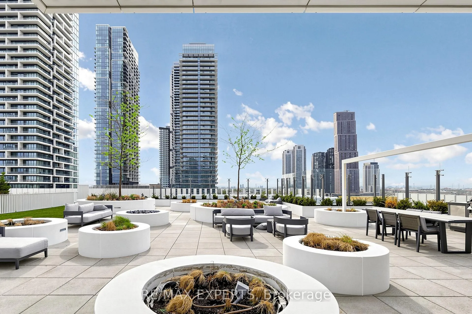 Photo 44 of Unit 2307, 5 Buttermill Avenue, Vaughan, Vaughan Corporate Centre — HOMEH