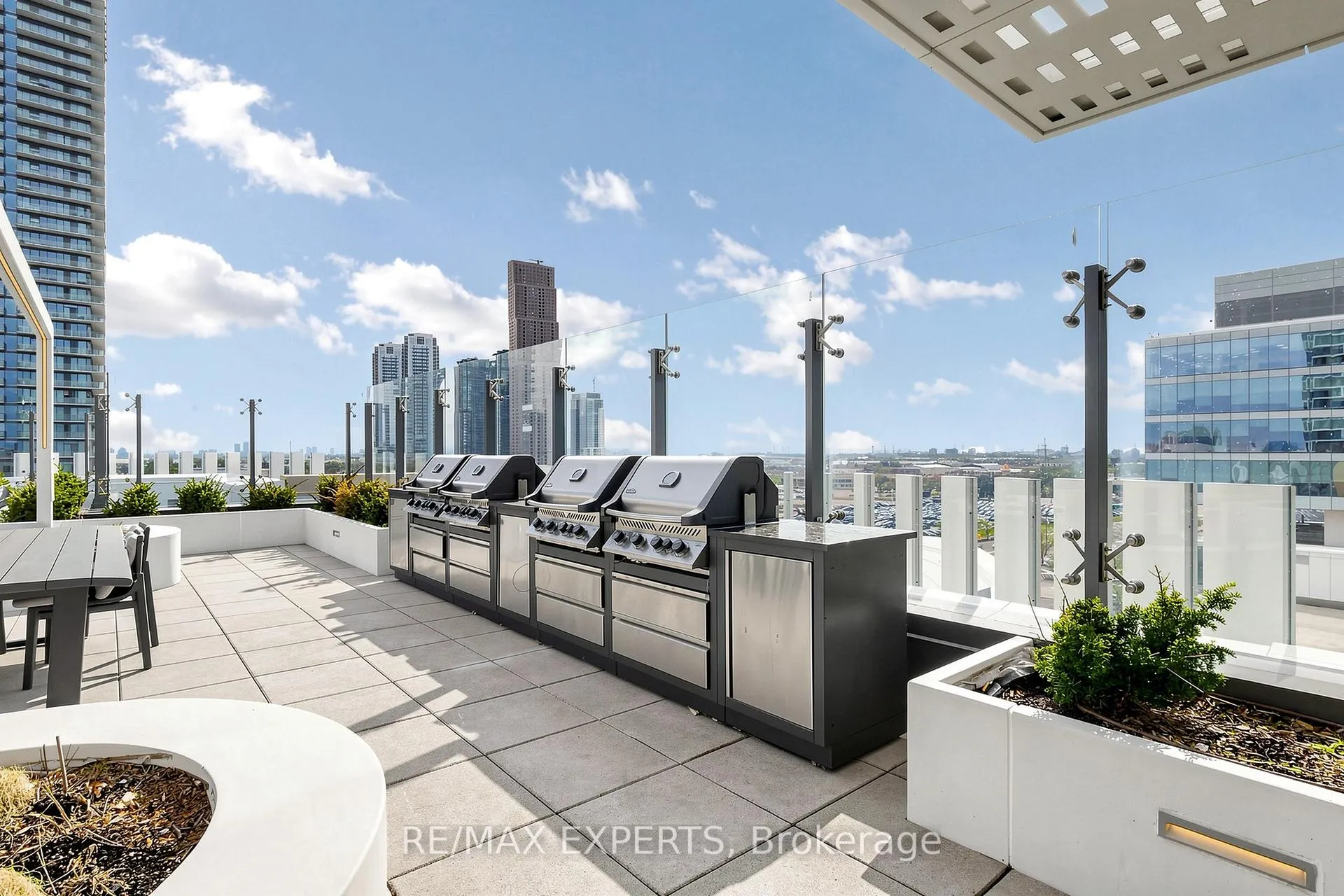 Photo 46 of Unit 2307, 5 Buttermill Avenue, Vaughan, Vaughan Corporate Centre — HOMEH