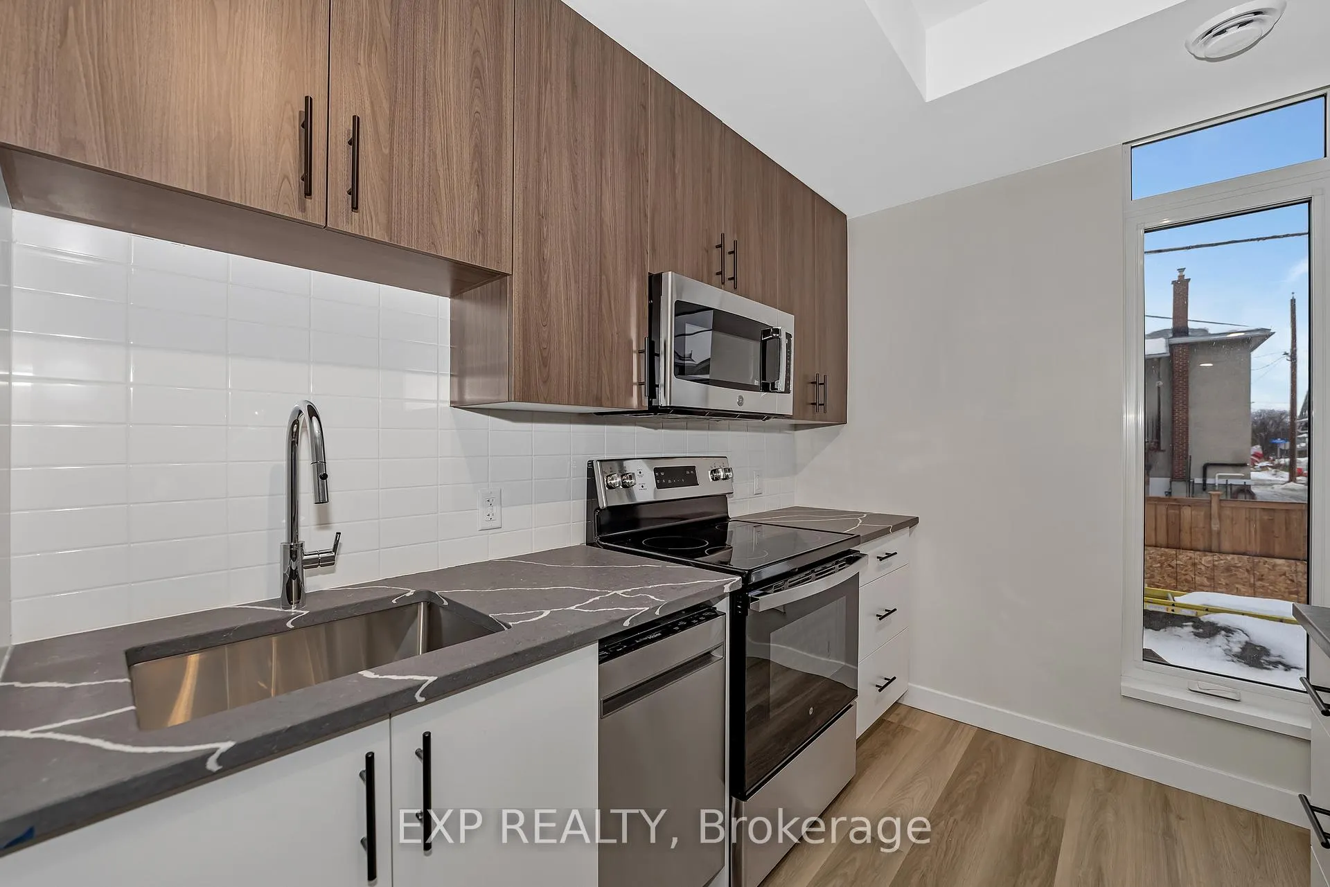 Photo 12 of Unit 202, 211 Armstrong Street, Ottawa, Hintonburg — HOMEH