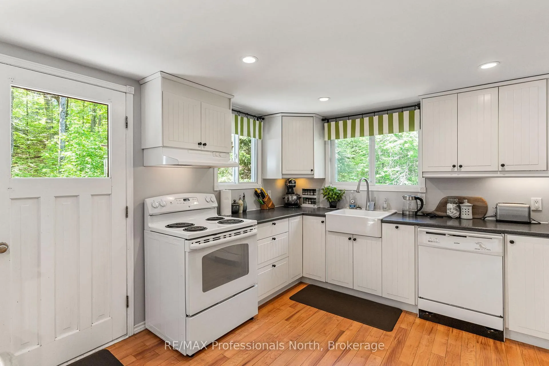 Photo 17 of 4792 Harburn Road, Dysart et al, Harburn — HOMEH