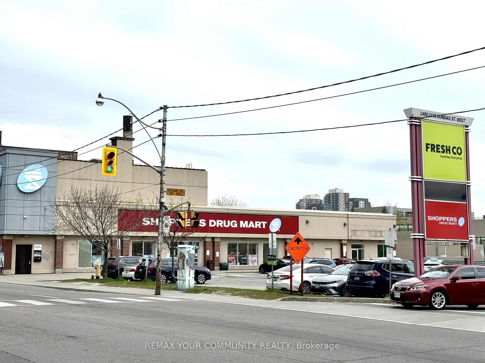 Photo 16 of Unit Unit 3, 2415 Dundas Street W, Toronto, High Park North — HOMEH