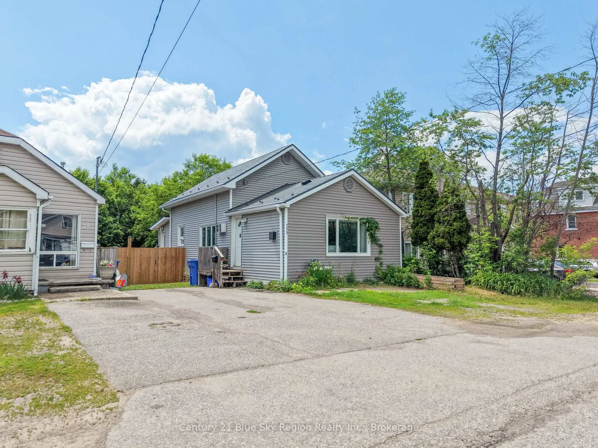 Photo 3 of 773 Worthington Street E, North Bay, Central — HOMEH