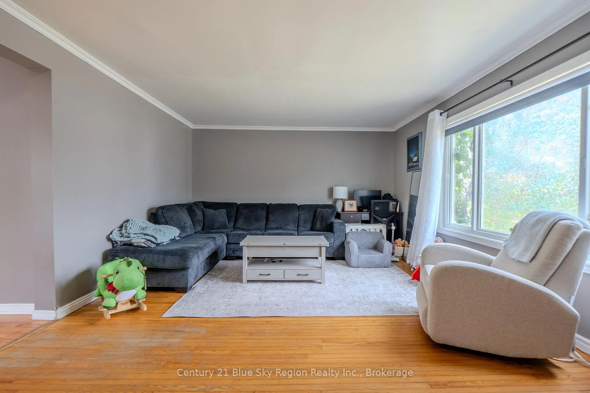 Photo 7 of 773 Worthington Street E, North Bay, Central — HOMEH