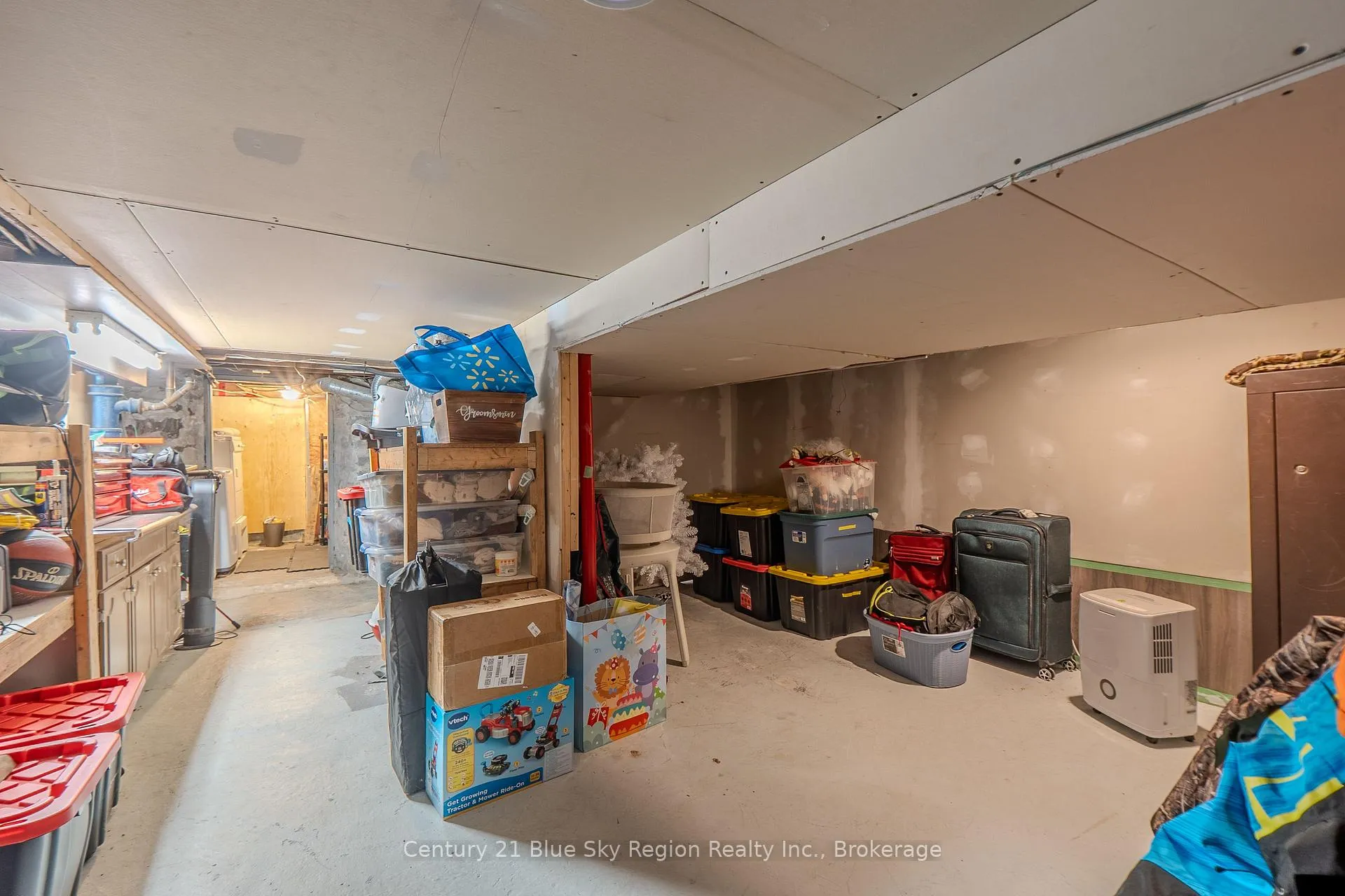 Photo 32 of 773 Worthington Street E, North Bay, Central — HOMEH