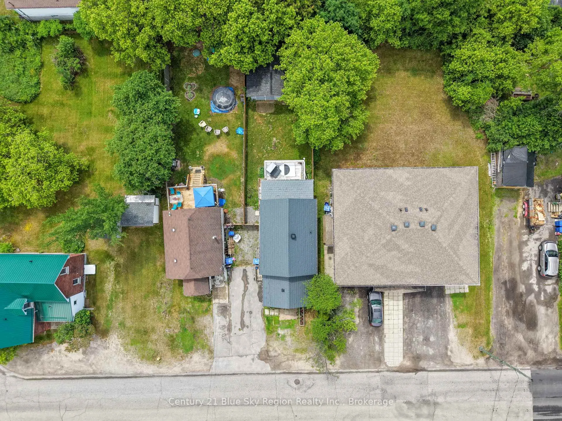 Photo 40 of 773 Worthington Street E, North Bay, Central — HOMEH