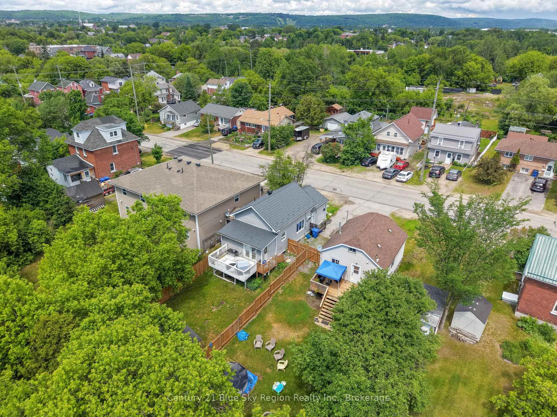 Photo 42 of 773 Worthington Street E, North Bay, Central — HOMEH