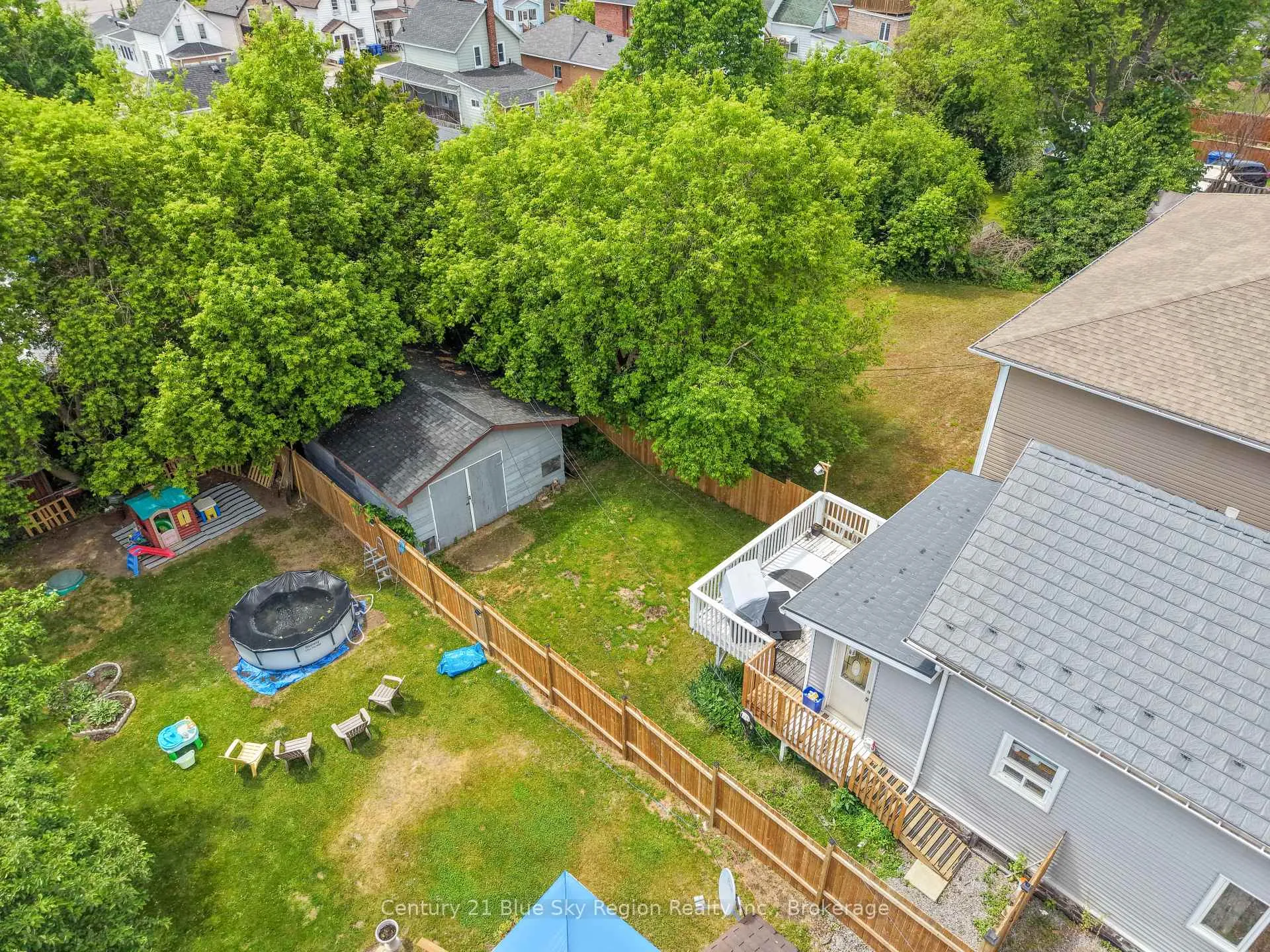 Photo 43 of 773 Worthington Street E, North Bay, Central — HOMEH
