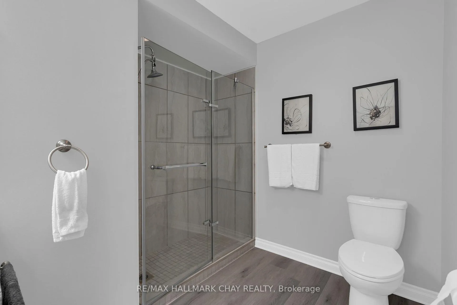 Photo 10 of 333 James Street W, Gravenhurst, Muskoka (S) — HOMEH