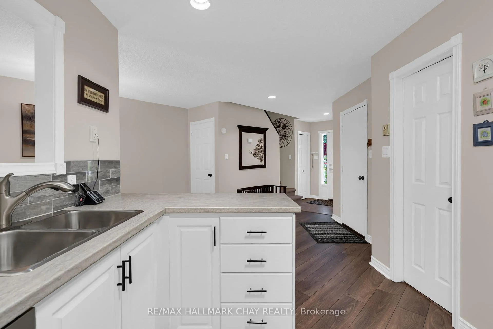 Photo 13 of 333 James Street W, Gravenhurst, Muskoka (S) — HOMEH