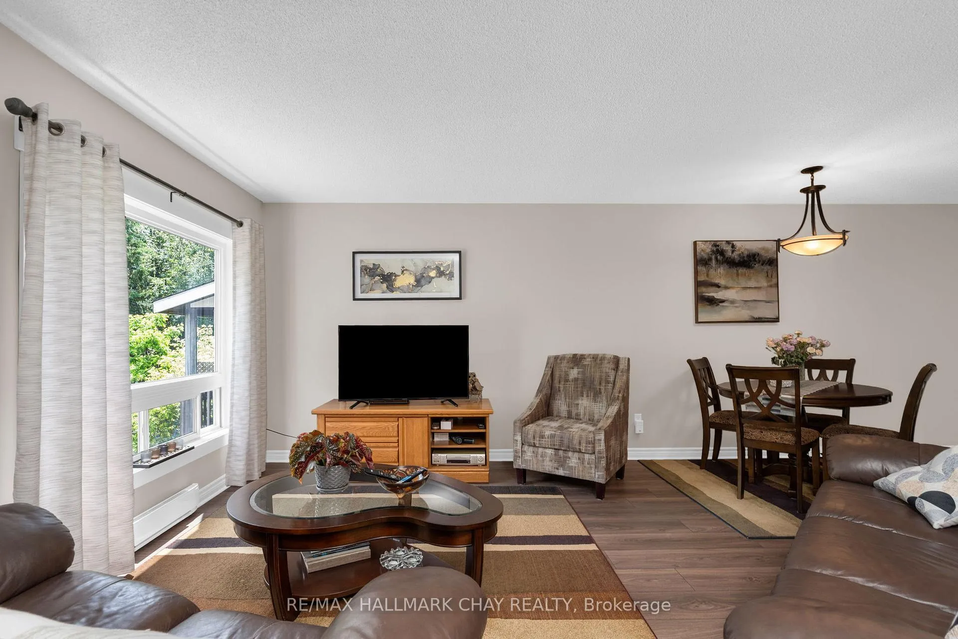 Photo 16 of 333 James Street W, Gravenhurst, Muskoka (S) — HOMEH