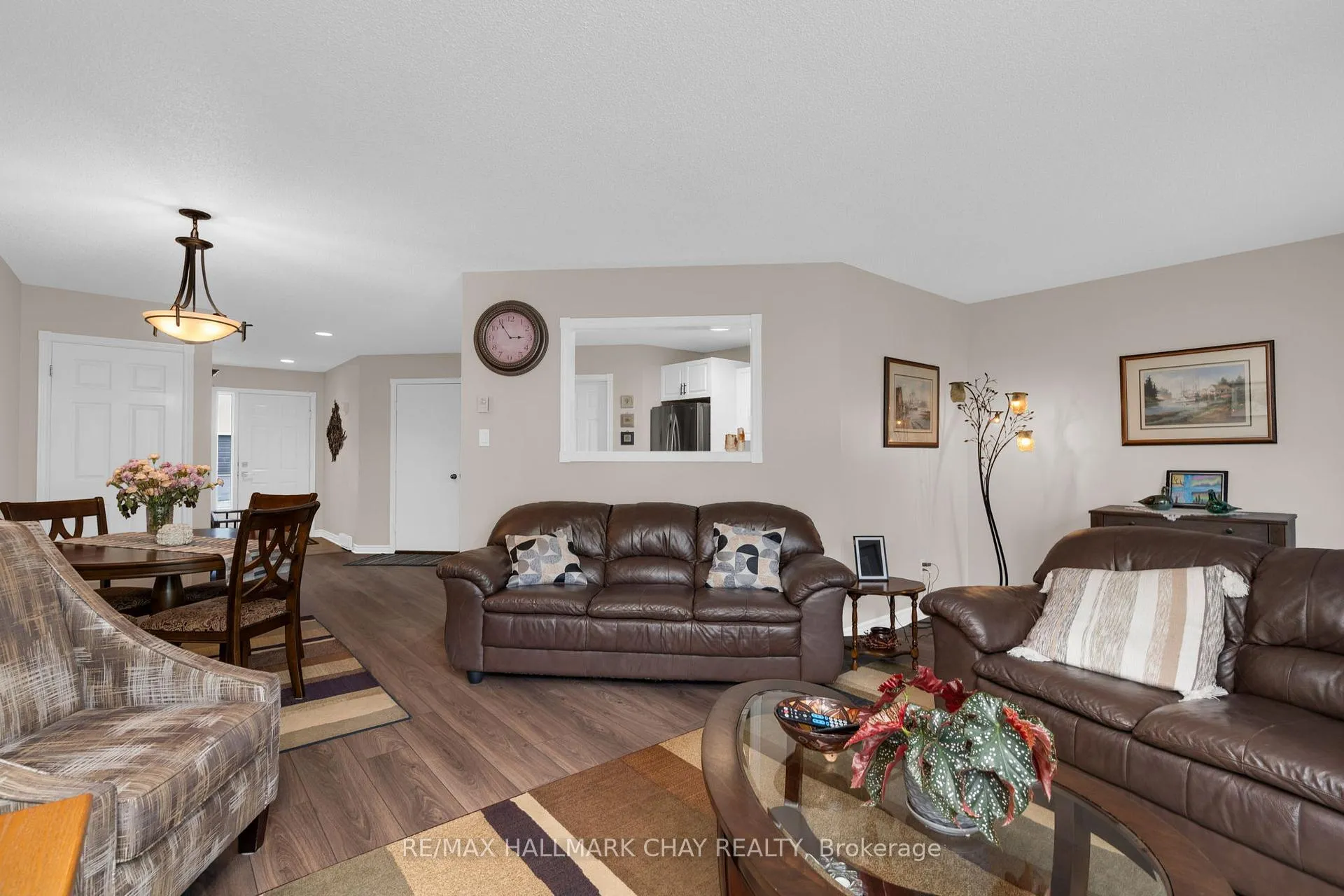 Photo 20 of 333 James Street W, Gravenhurst, Muskoka (S) — HOMEH