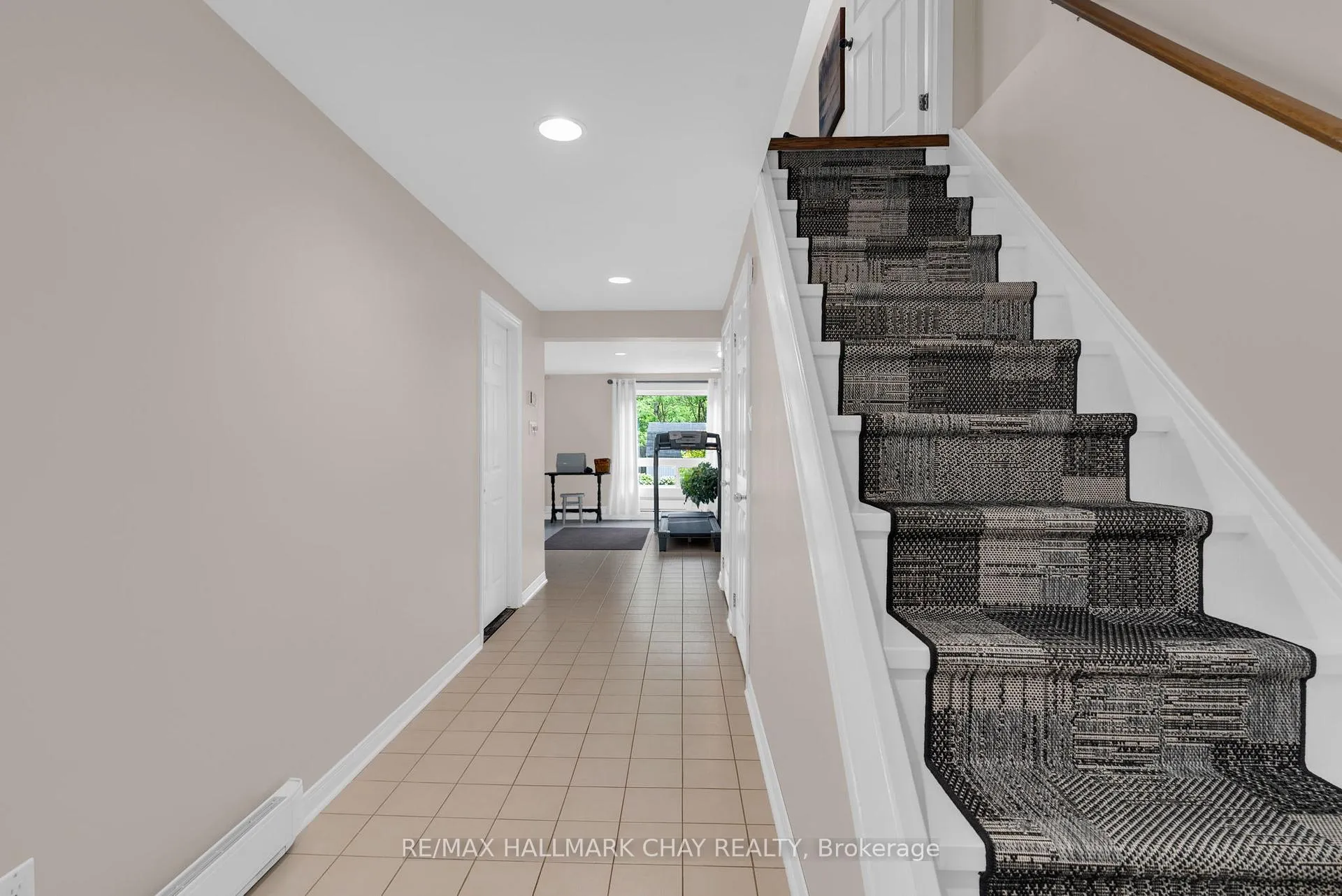 Photo 21 of 333 James Street W, Gravenhurst, Muskoka (S) — HOMEH
