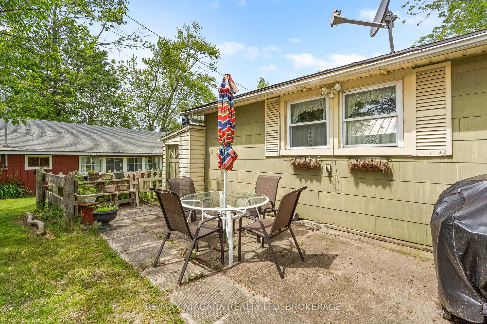 Photo 3 of 12211 Lakeshore Road, Wainfleet, Lakeshore — HOMEH
