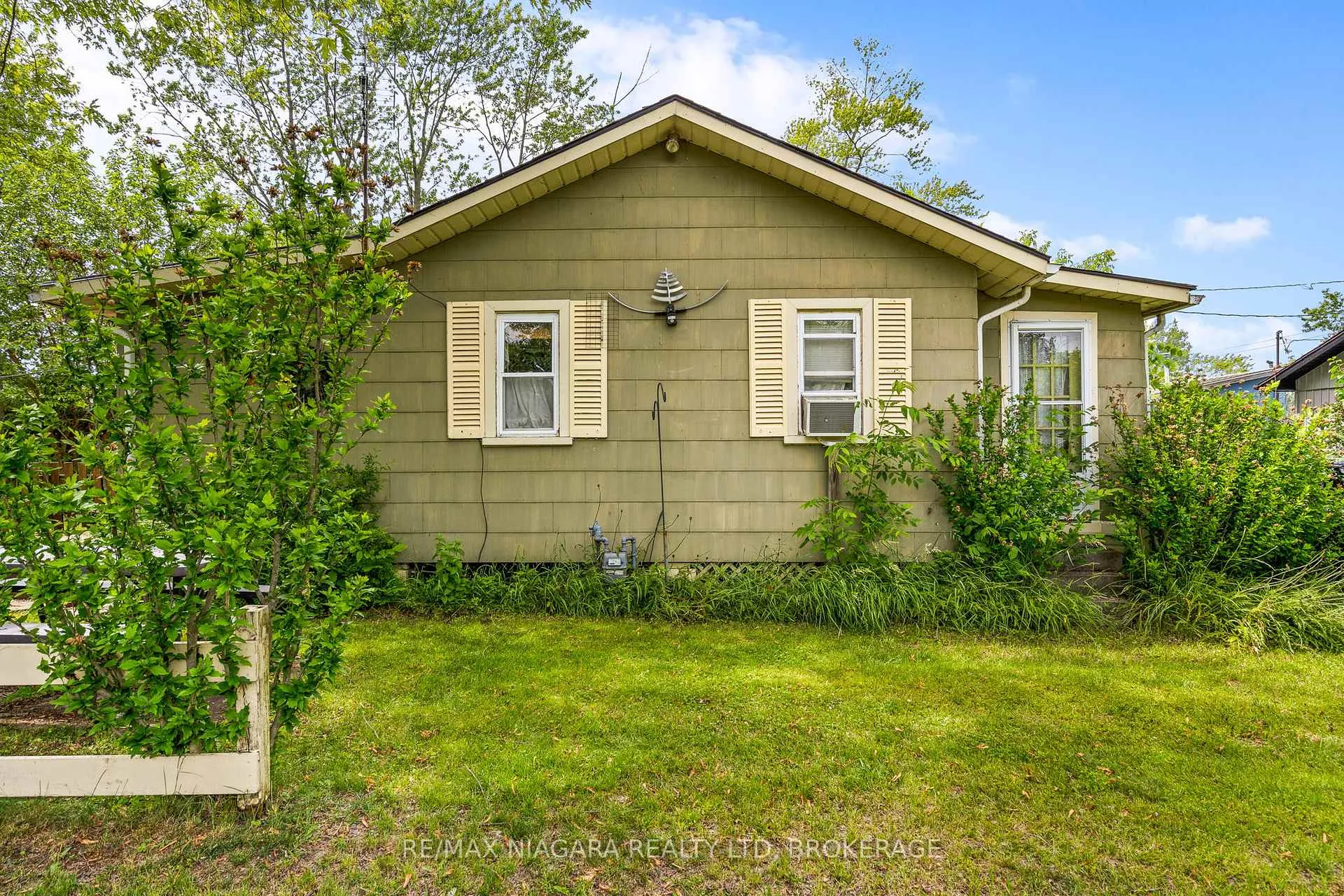 Photo 4 of 12211 Lakeshore Road, Wainfleet, Lakeshore — HOMEH