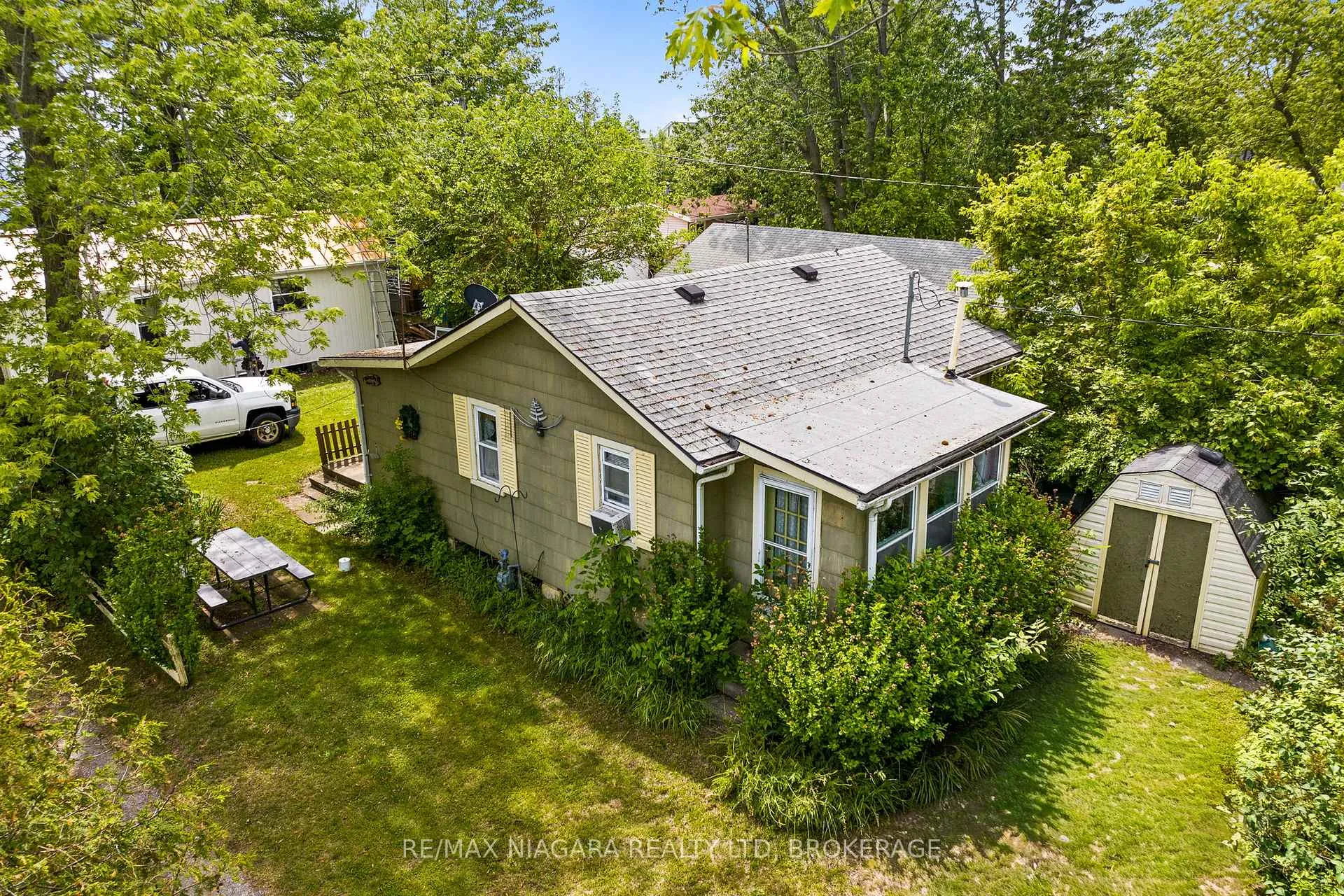 Photo 6 of 12211 Lakeshore Road, Wainfleet, Lakeshore — HOMEH
