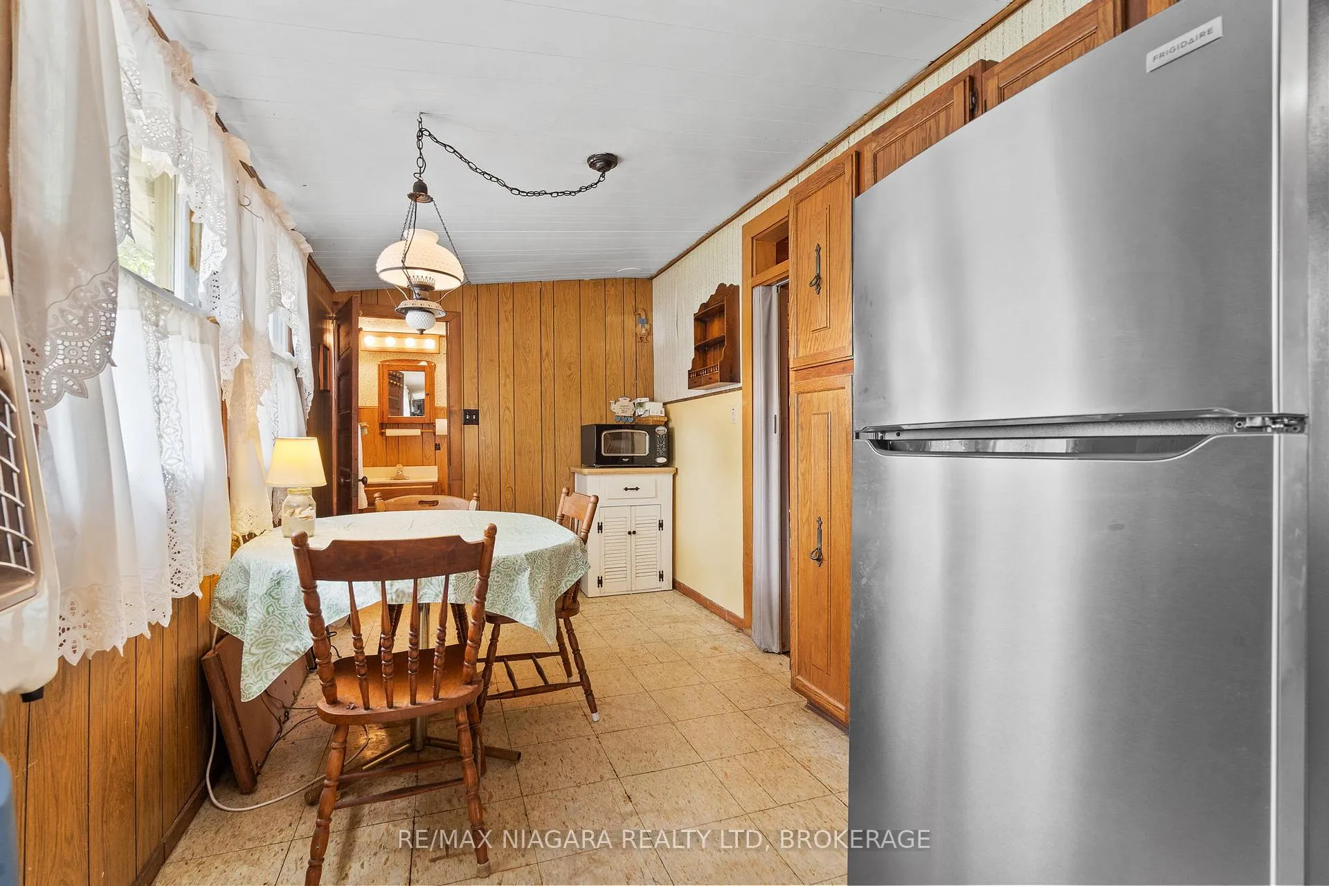 Photo 17 of 12211 Lakeshore Road, Wainfleet, Lakeshore — HOMEH