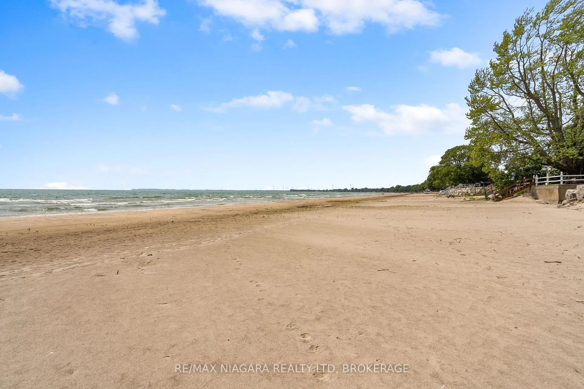 Photo 23 of 12211 Lakeshore Road, Wainfleet, Lakeshore — HOMEH